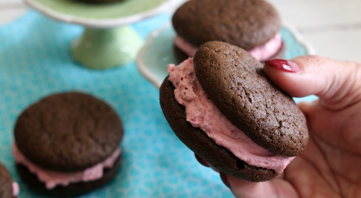 Raspberry Whoopie Pies