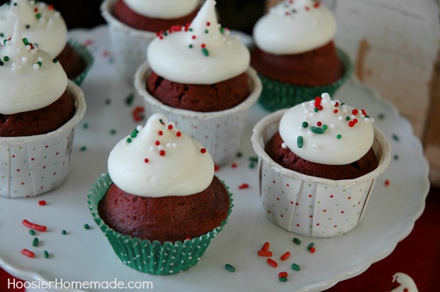 Red Velvet Cupcake Bites for Christmas