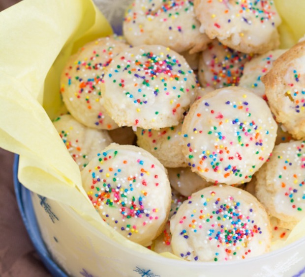 Ricotta Cookies: 100 Days of Homemade Holiday Inspiration on HoosierHomemade.com