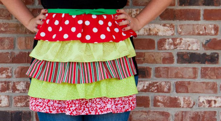 Handmade Ruffled Apron: Holiday Inspiration