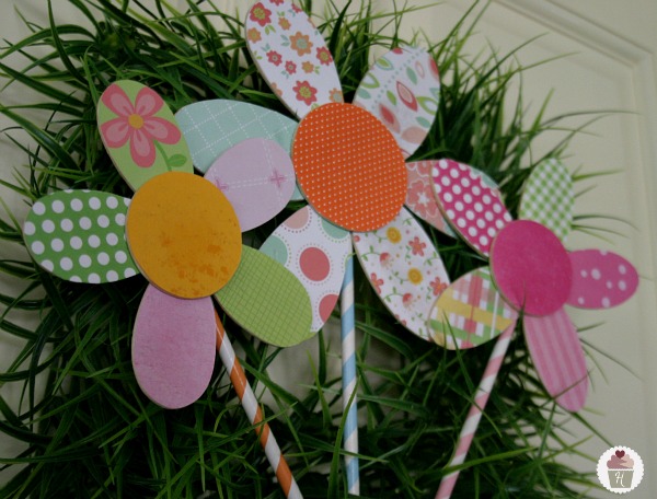 Easy Spring Craft: Flower Wreath