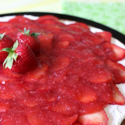 Chocolate Chip Strawberry Pizza