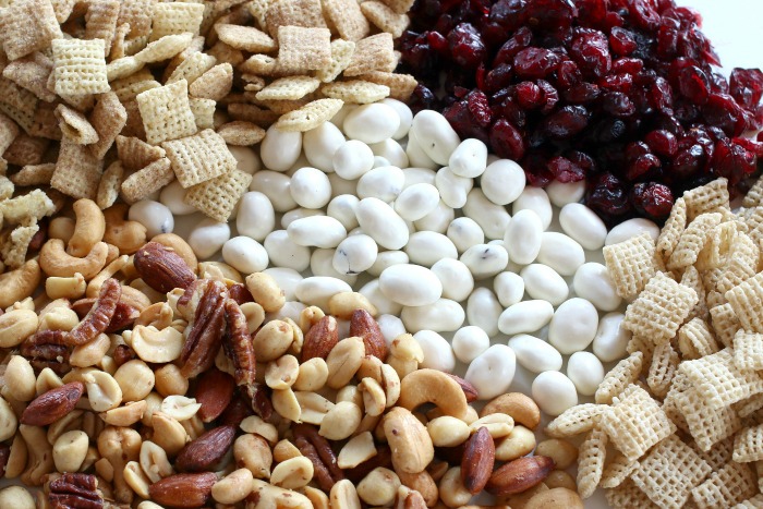 Sweet and Salty Chex Mix Recipe: Holiday Inspiration