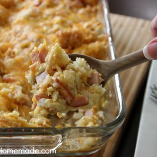 Tater Tot Breakfast Casserole