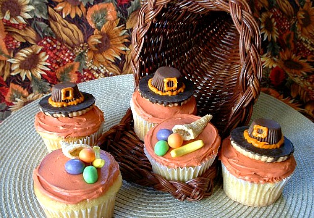 20+ Thanksgiving Cupcakes