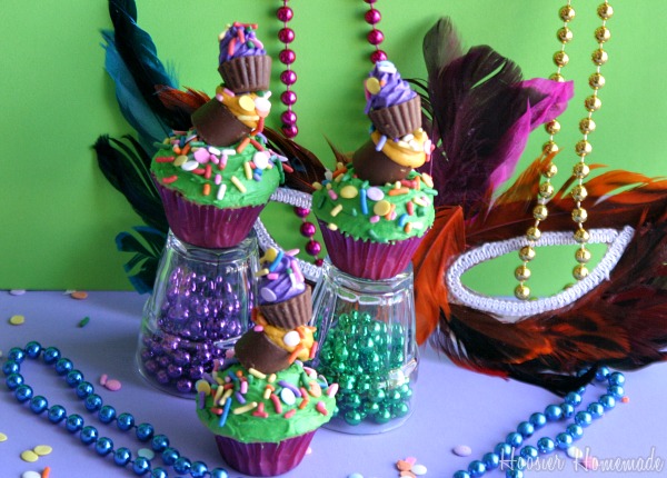 Topsy Turvy Mardi Gras Cupcakes