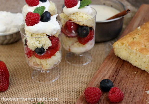 Berries & Cream Tres Leches Cake Parfait Cups (video) - Tatyanas Everyday  Food