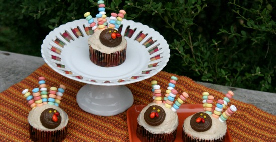 Cute Turkey Cupcakes for Thanksgiving