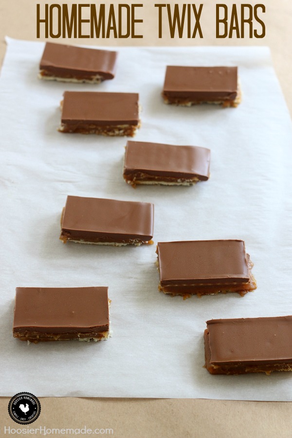 Ooey gooey goodness of a homemade candy bar! These Homemade Twix Bars are easy to make and taste amazing! Click on the photo to grab the recipe!