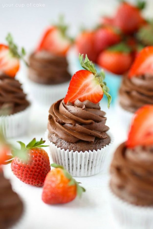 Whipped Chocolate Ganache Frosting