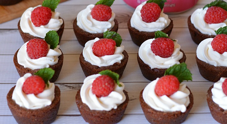 Chocolate Cookie Cups filled with White Chocolate Raspberry Cream