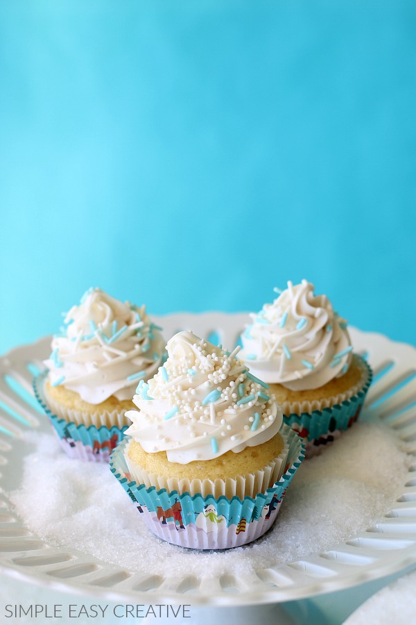 Winter Cupcakes with Swirl Frosting