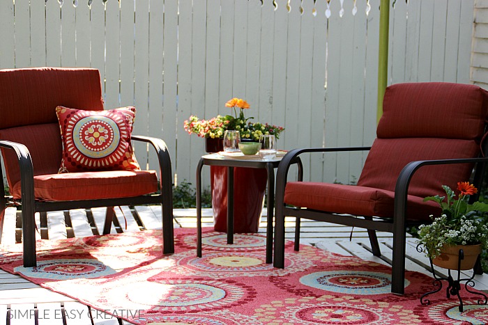 Wood Pallet Deck with Furniture