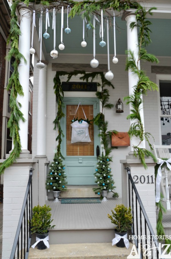 Outdoor Christmas Decorations: Homemade Holiday Inspiration - Hoosier