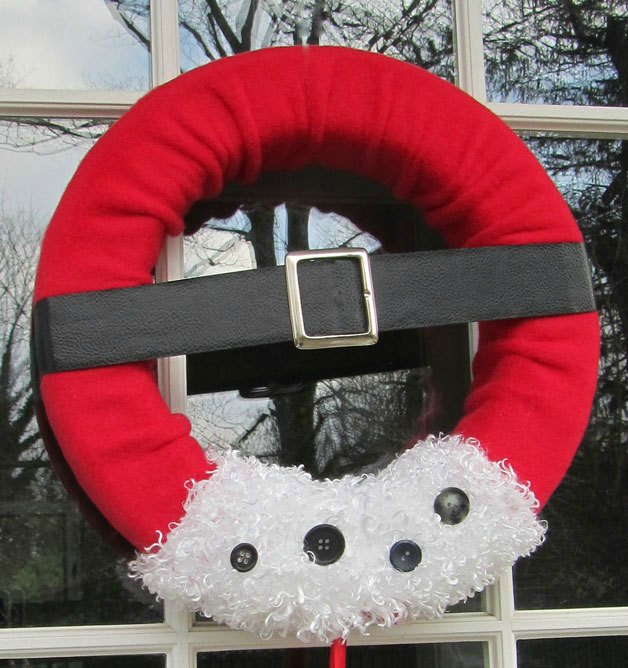 Jolly Santa Wreath: 100 Days of Homemade Holiday Inspiration
