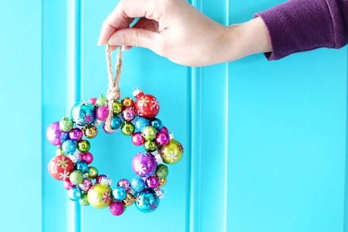 Ornament Wreath: Holiday Inspiration